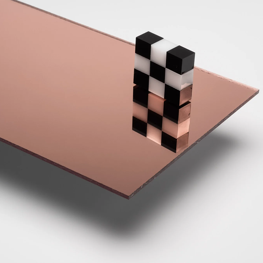 0,80 Rose Gold Aynalı Pleksi Levha (122×244 cm)